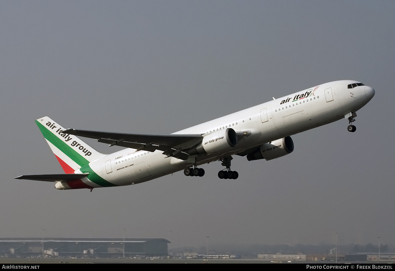 Aircraft Photo of I-AIGJ | Boeing 767-304/ER | Air Italy | AirHistory.net #327188