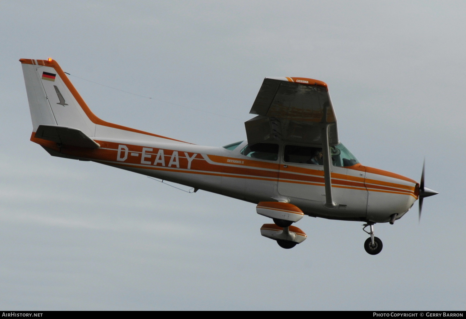 Aircraft Photo of D-EAAY | Cessna 172N Skyhawk II | AirHistory.net #327230