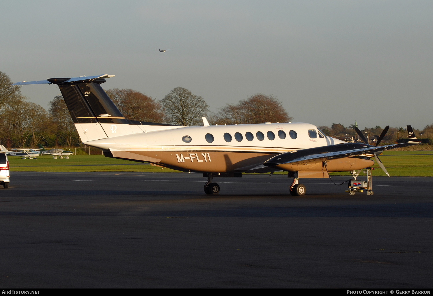 Aircraft Photo of M-FLYI | Hawker Beechcraft 350 King Air (B300) | AirHistory.net #327234