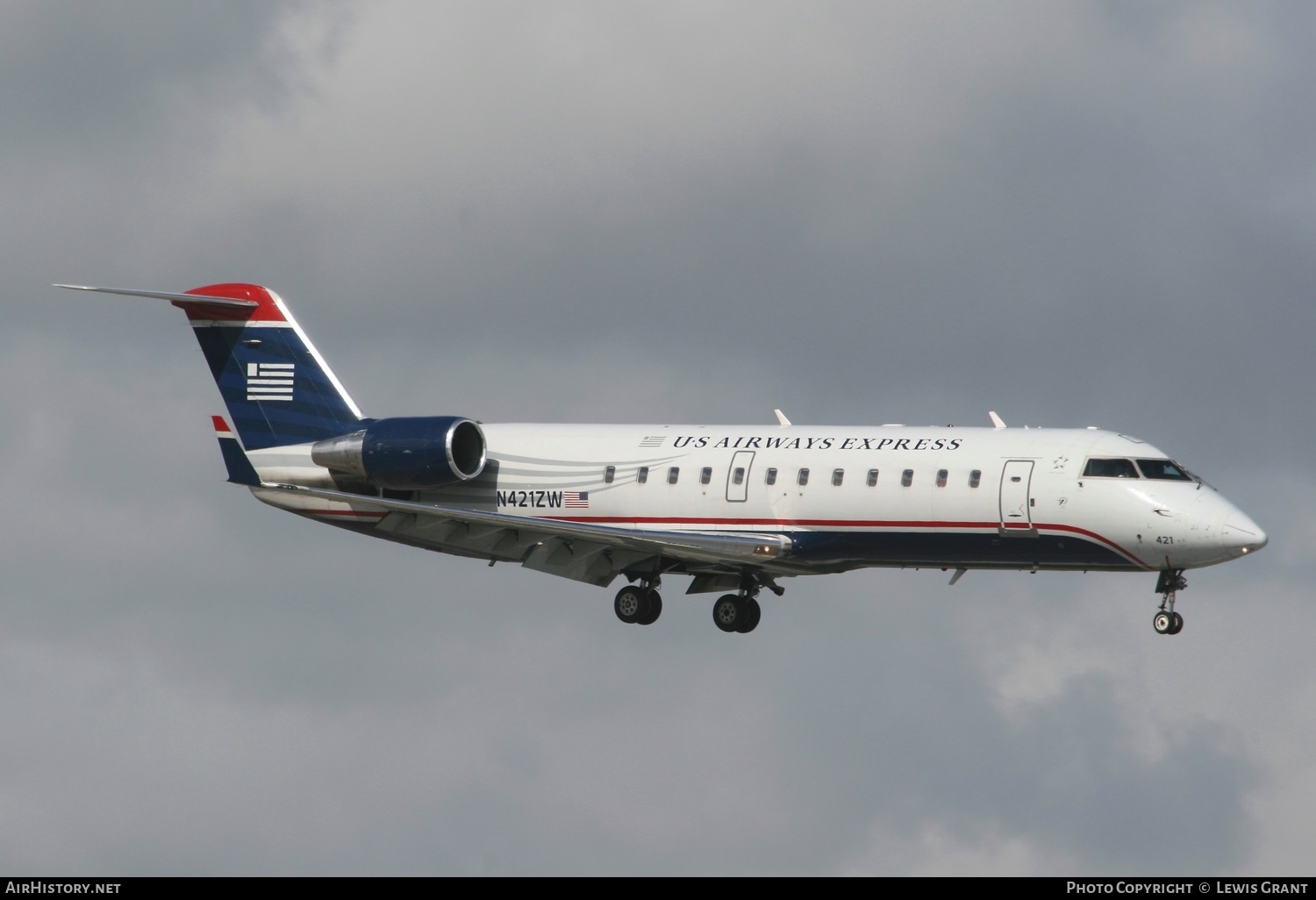 Aircraft Photo of N421ZW | Bombardier CRJ-200LR (CL-600-2B19) | US Airways Express | AirHistory.net #327279