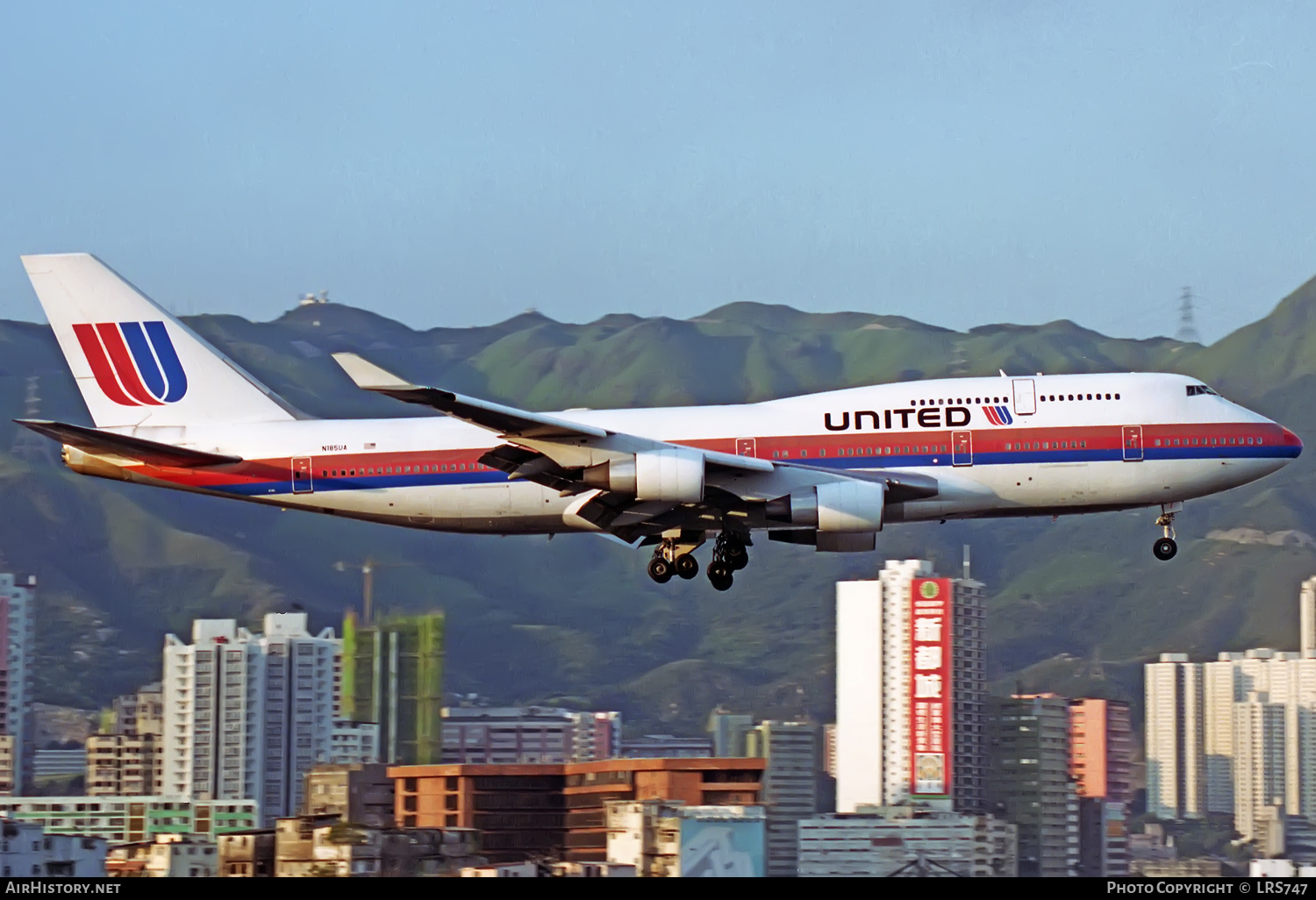 Aircraft Photo of N185UA | Boeing 747-422 | United Airlines | AirHistory.net #327301