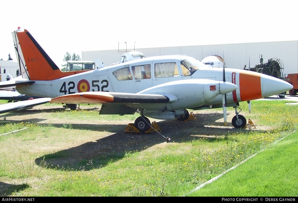 Aircraft Photo of E.19-3 | Piper PA-23-250 Aztec E | Spain - Air Force | AirHistory.net #327389