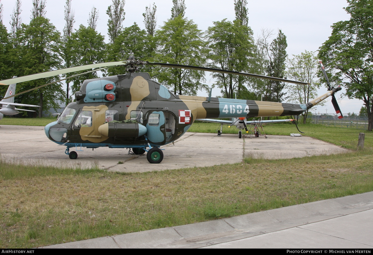 Aircraft Photo of 4604 | Mil Mi-2TSz | Poland - Air Force | AirHistory.net #327463