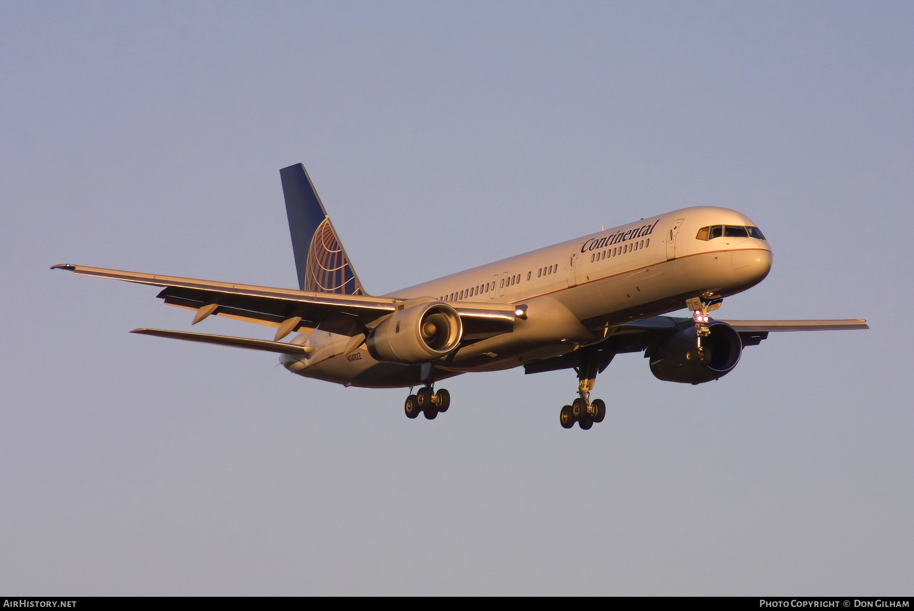 Aircraft Photo of N14102 | Boeing 757-224 | Continental Airlines | AirHistory.net #327492