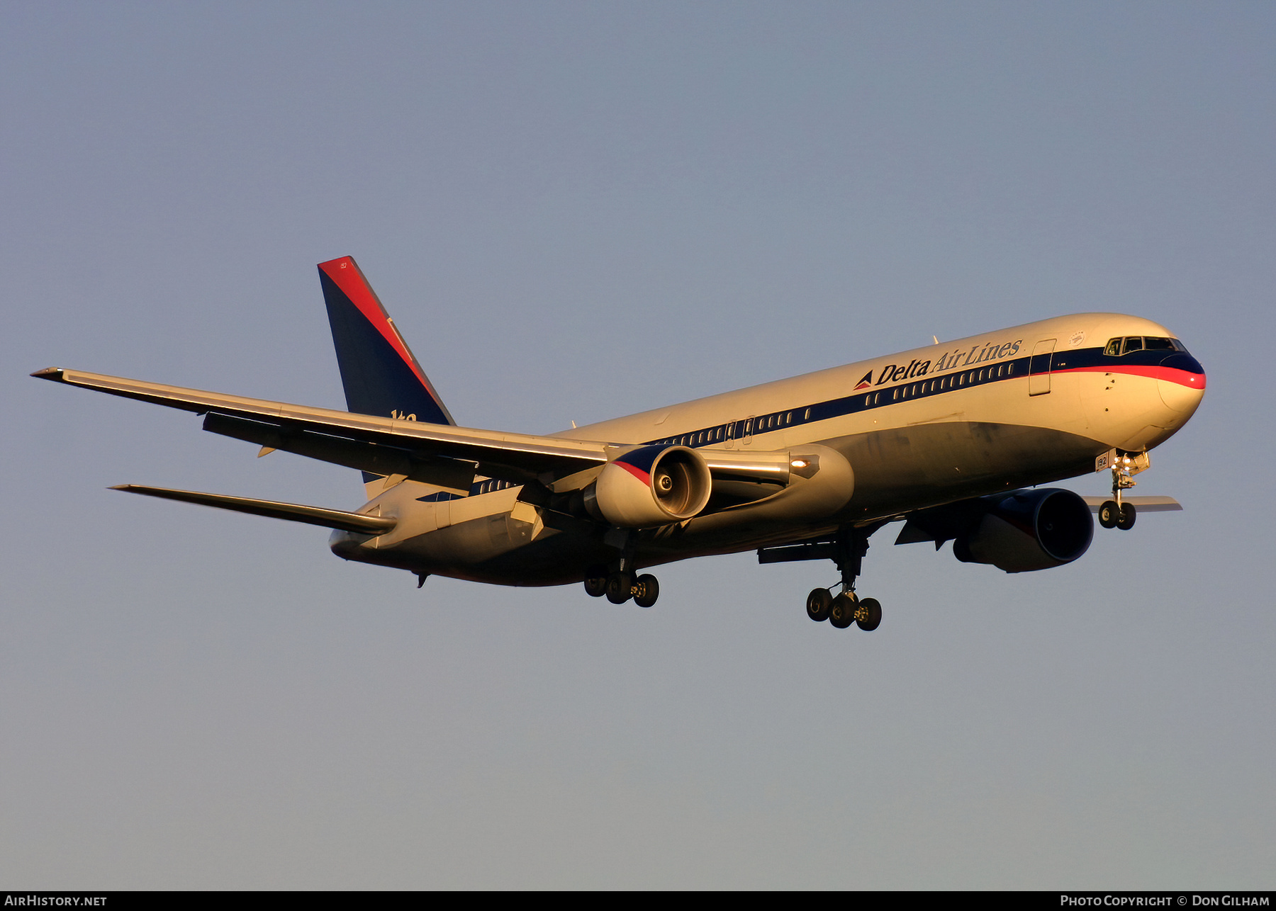 Aircraft Photo of N192DN | Boeing 767-332/ER | Delta Air Lines | AirHistory.net #327706