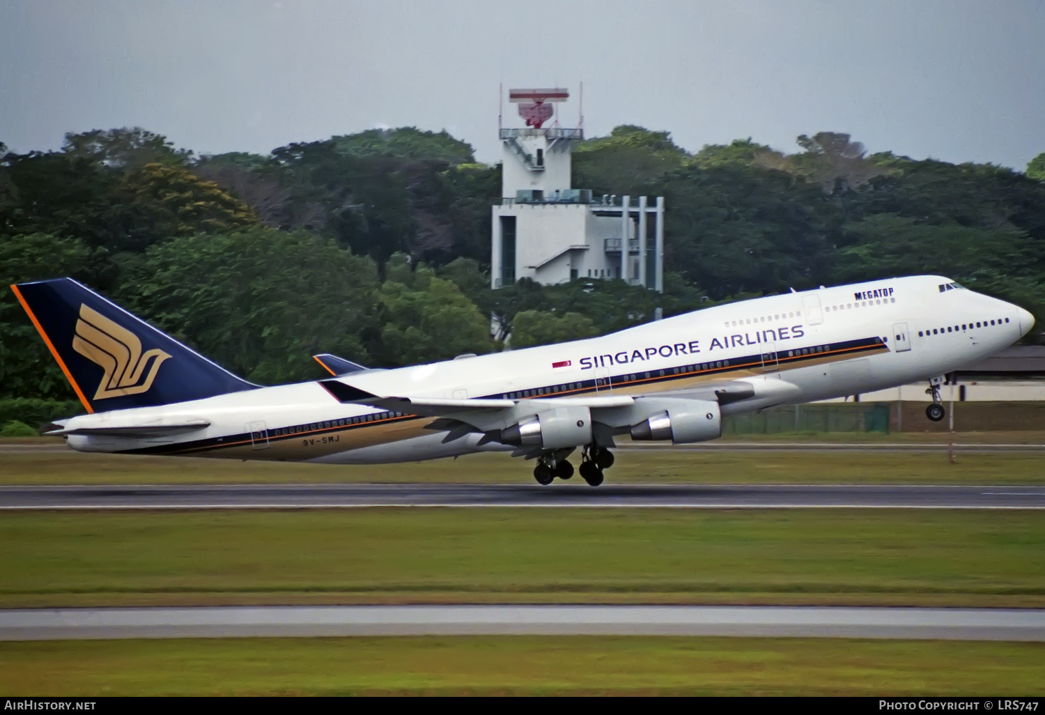 Aircraft Photo of 9V-SMJ | Boeing 747-412 | Singapore Airlines | AirHistory.net #327831