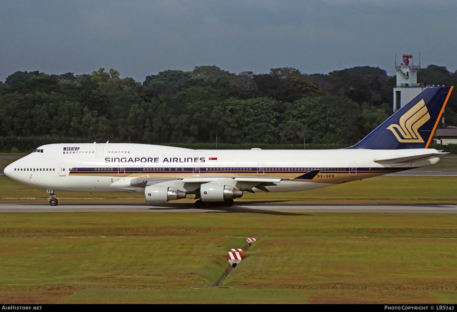 Aircraft Photo of 9V-SPD | Boeing 747-412 | Singapore Airlines | AirHistory.net #327905