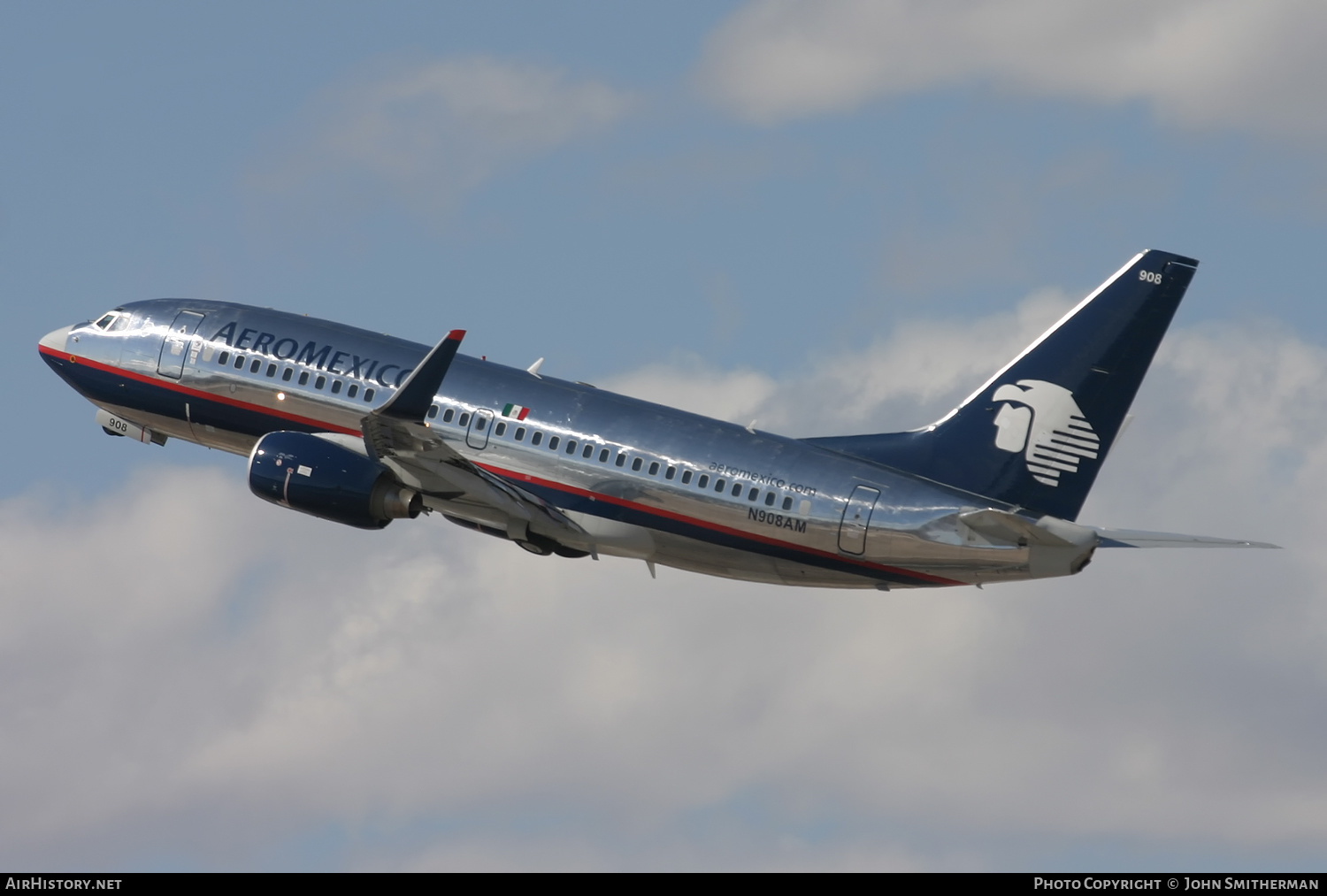 Aircraft Photo of N908AM | Boeing 737-752 | AeroMéxico | AirHistory.net #327929