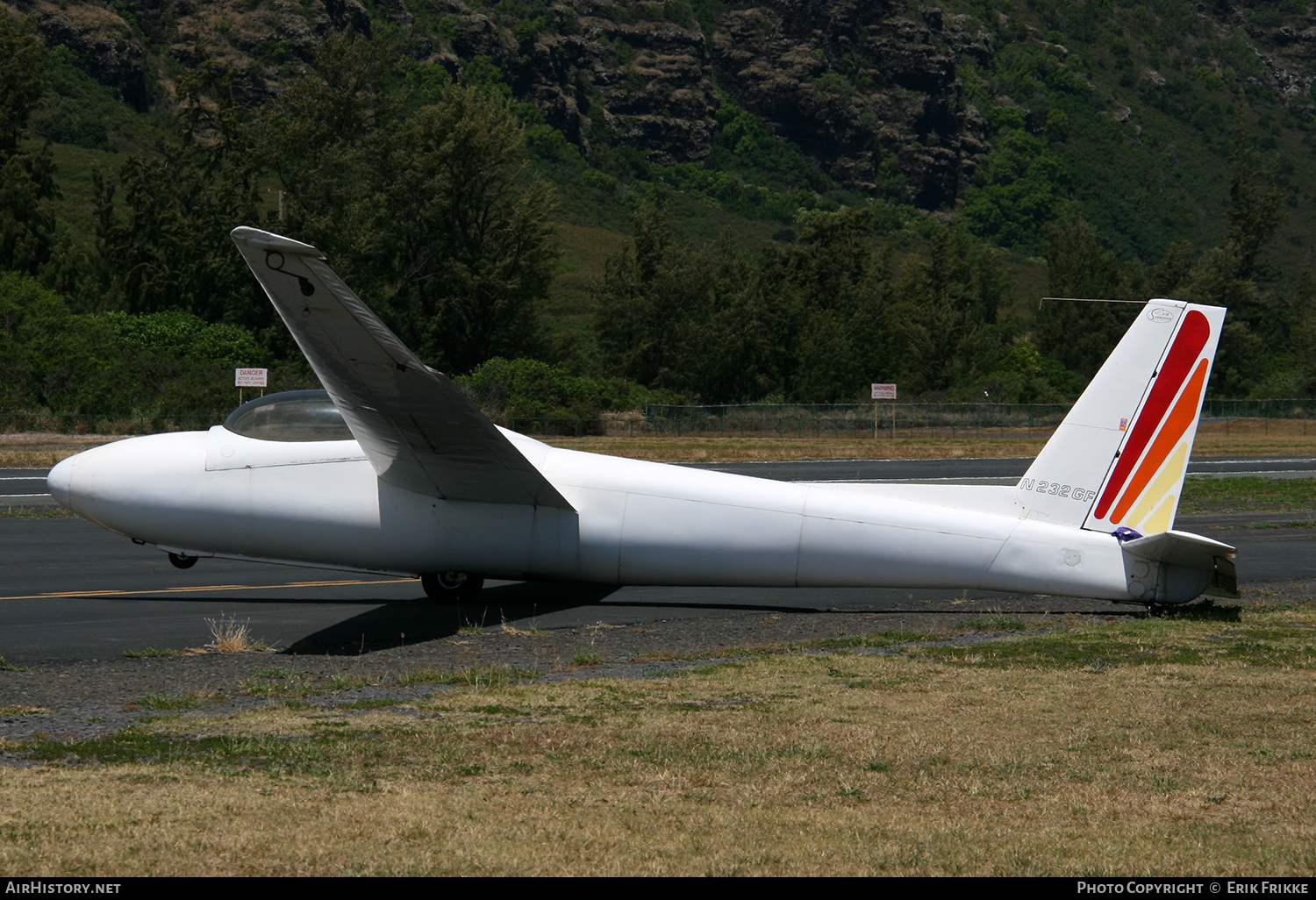 Aircraft Photo of N232GF | Schweizer SGS 2-32 | AirHistory.net #327931