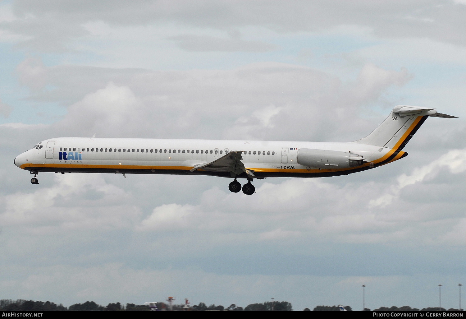 Aircraft Photo of I-DAVA | McDonnell Douglas MD-82 (DC-9-82) | ItAli Airlines | AirHistory.net #328027