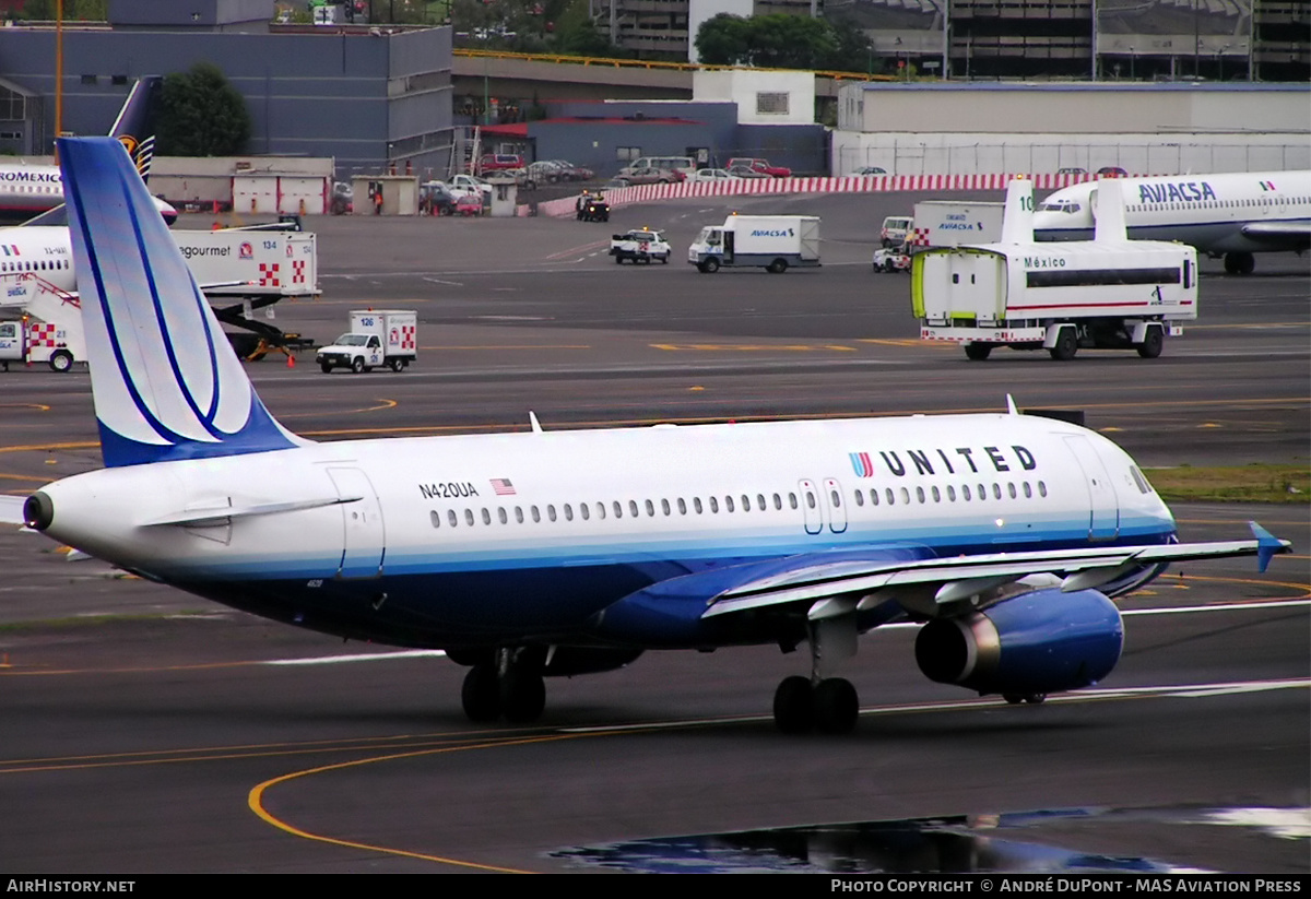 Aircraft Photo of N420UA | Airbus A320-232 | United Airlines | AirHistory.net #328074