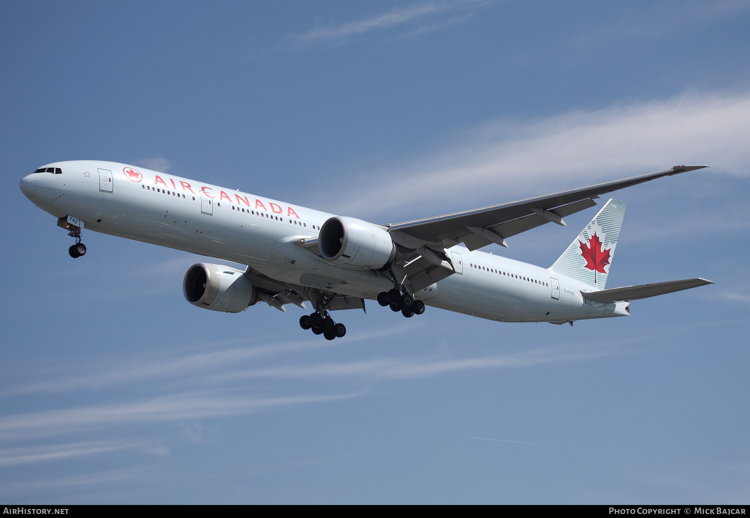 Aircraft Photo of C-FIVS | Boeing 777-333/ER | Air Canada | AirHistory.net #328137