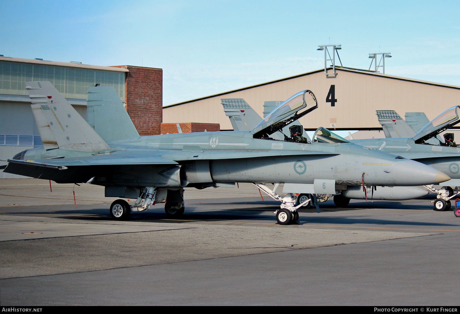 Aircraft Photo of A21-6 | McDonnell Douglas F/A-18A Hornet | Australia - Air Force | AirHistory.net #328233