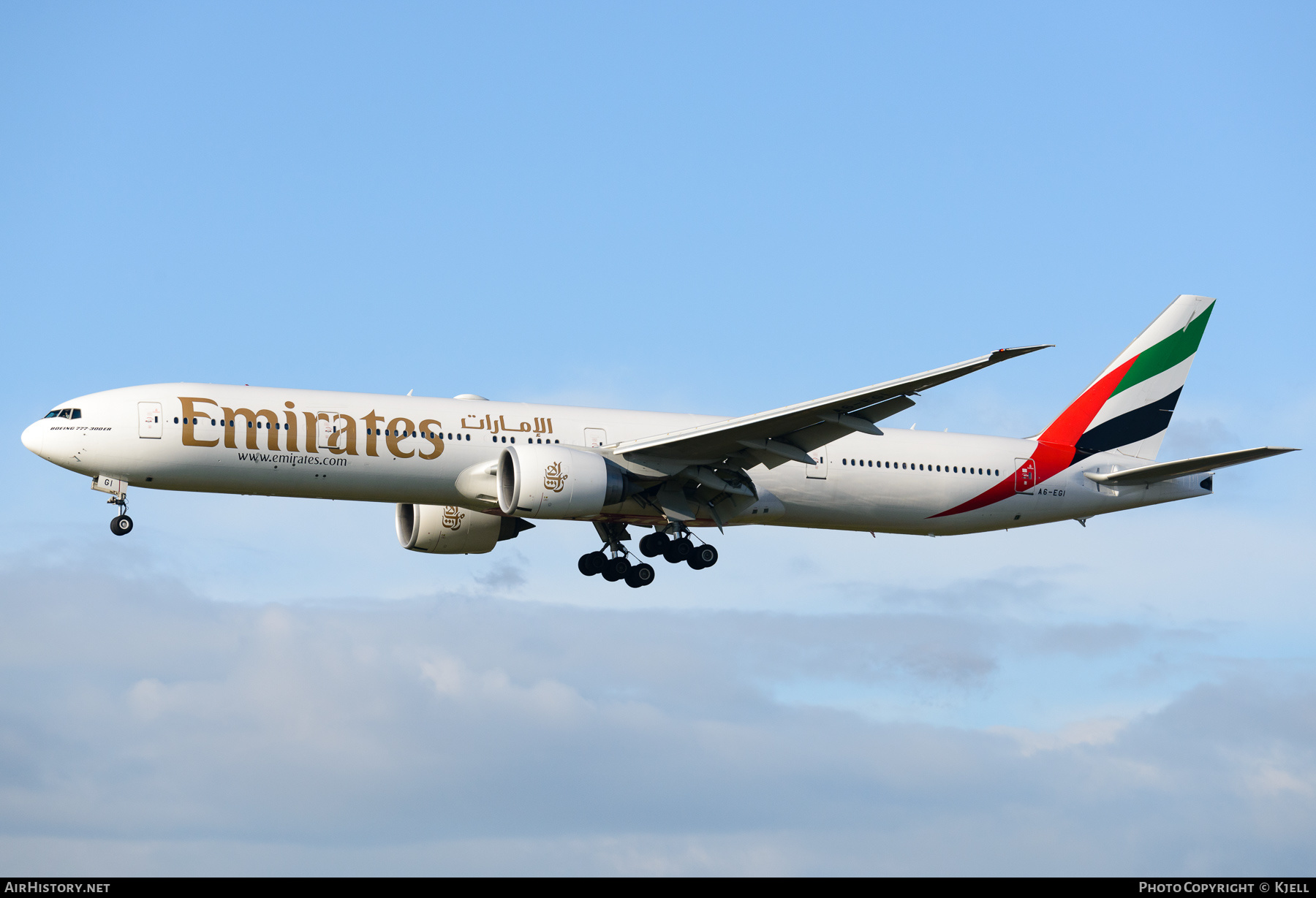 Aircraft Photo of A6-EGI | Boeing 777-31H/ER | Emirates | AirHistory.net #328256