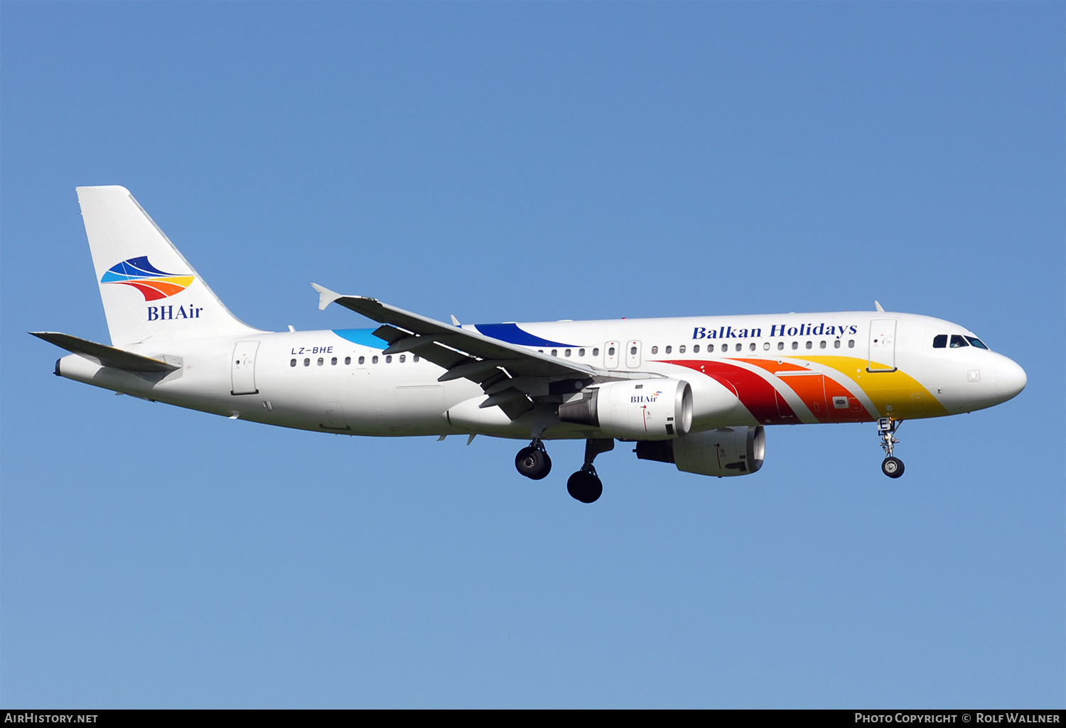 Aircraft Photo of LZ-BHE | Airbus A320-211 | Balkan Holidays Air - BH Air | AirHistory.net #328318