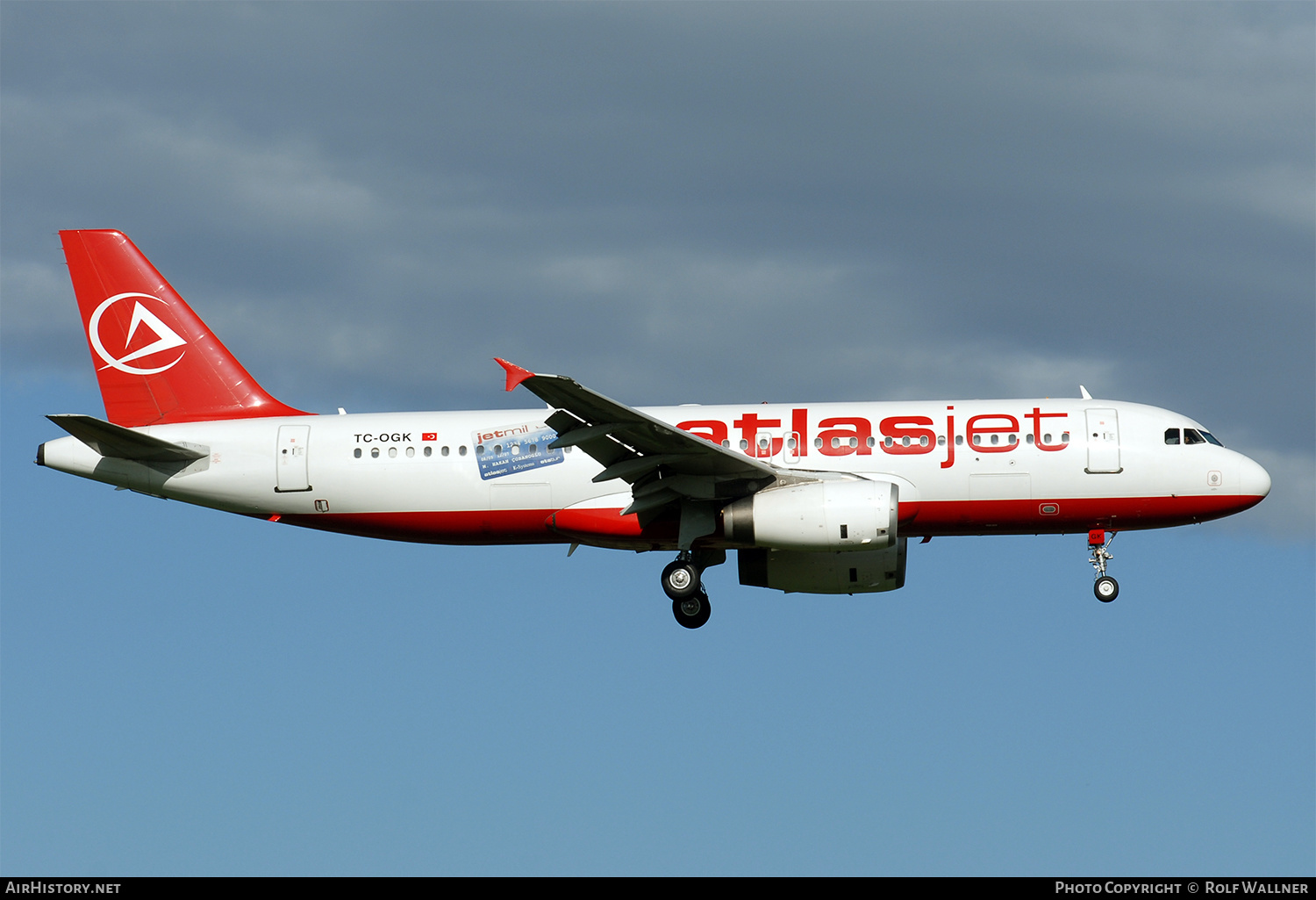 Aircraft Photo of TC-OGK | Airbus A320-232 | Atlasjet Airlines | AirHistory.net #328327