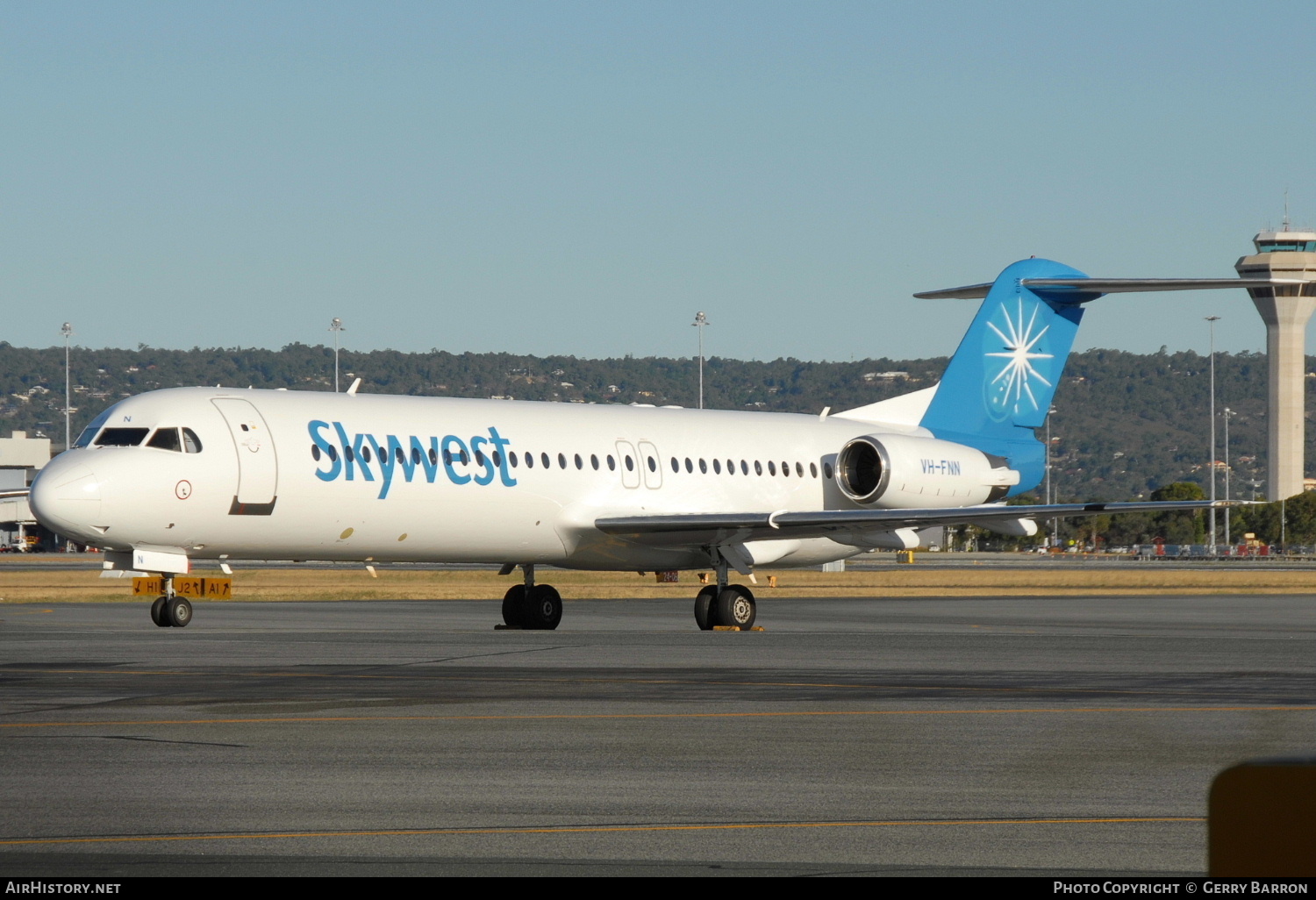 Aircraft Photo of VH-FNN | Fokker 100 (F28-0100) | Skywest Airlines | AirHistory.net #328355