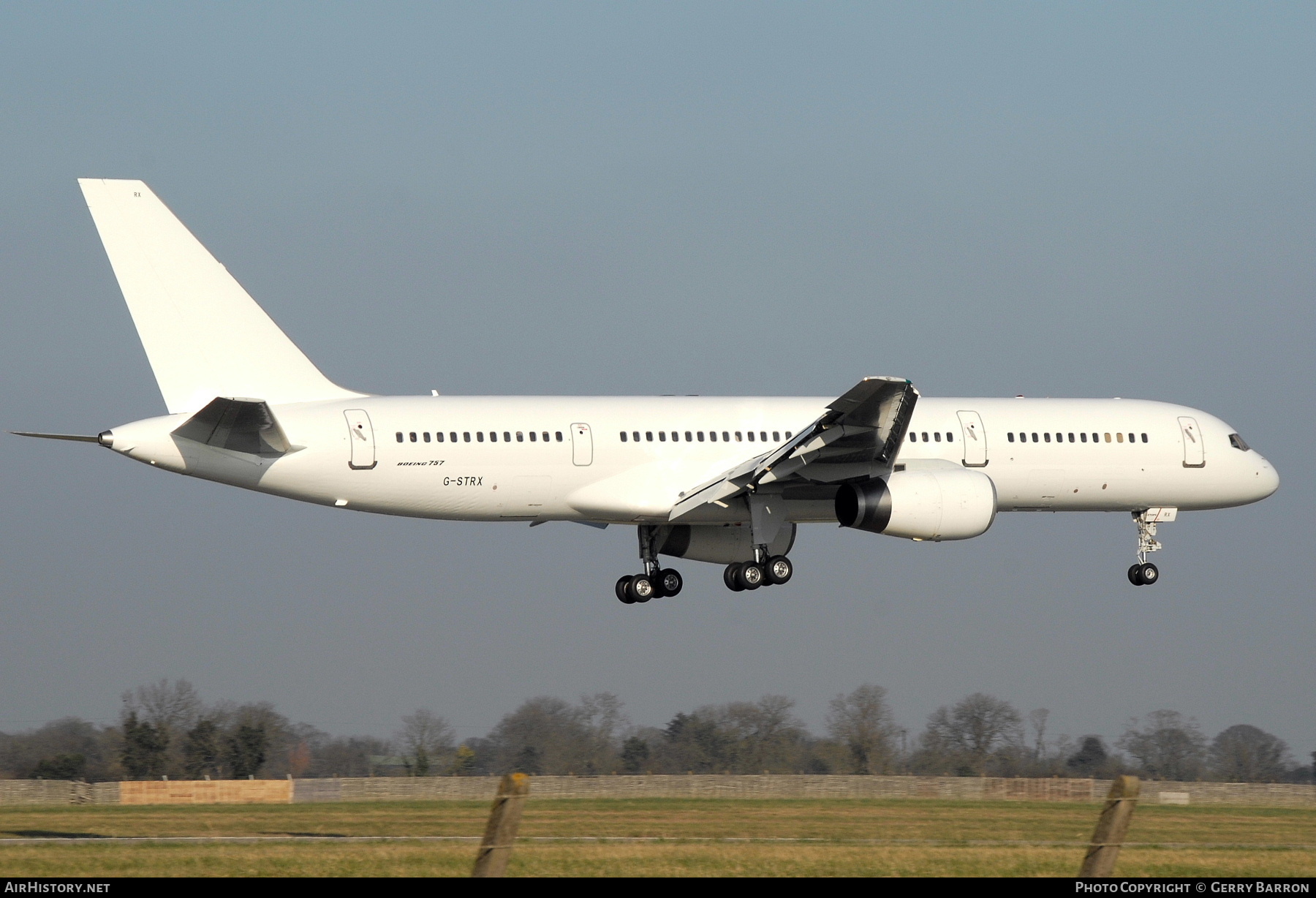 Aircraft Photo of G-STRX | Boeing 757-2Q8 | AirHistory.net #328435