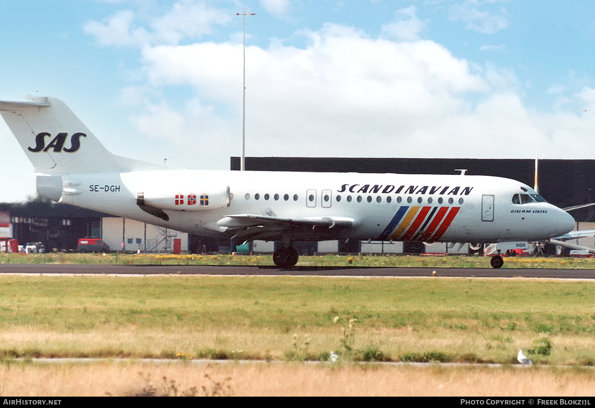 Aircraft Photo of SE-DGH | Fokker F28-4000 Fellowship | Scandinavian Airlines - SAS | AirHistory.net #328451