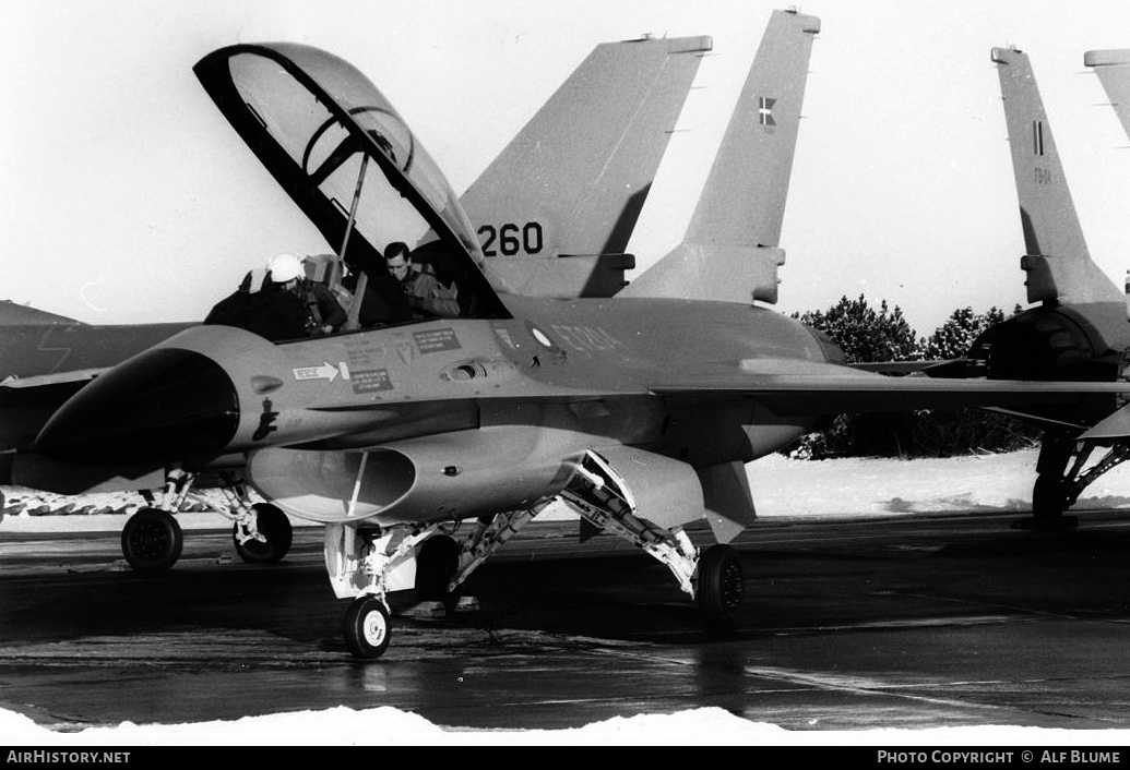 Aircraft Photo of ET-204 | General Dynamics F-16B Fighting Falcon | Denmark - Air Force | AirHistory.net #328500