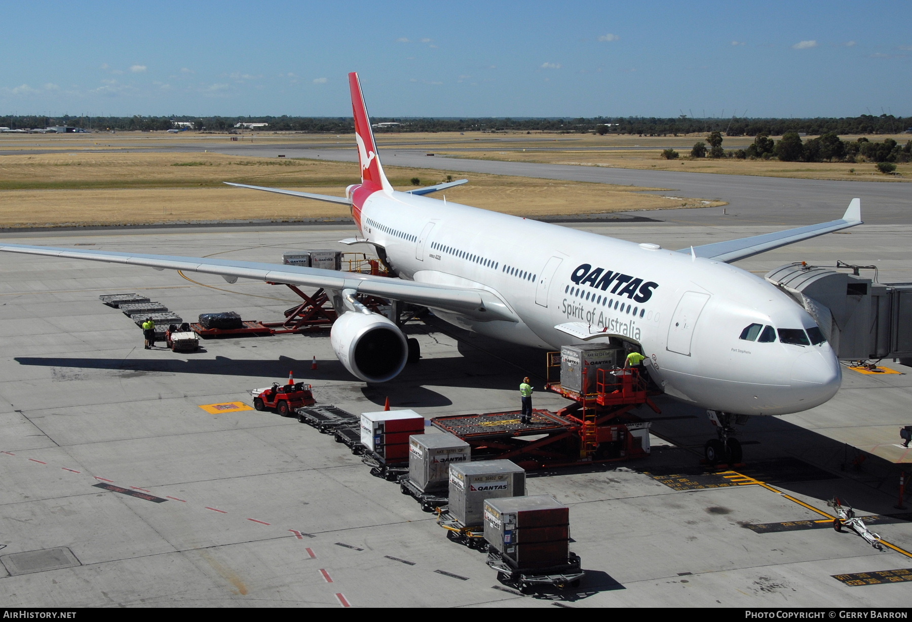 Aircraft Photo of VH-QPJ | Airbus A330-303 | Qantas | AirHistory.net #328615