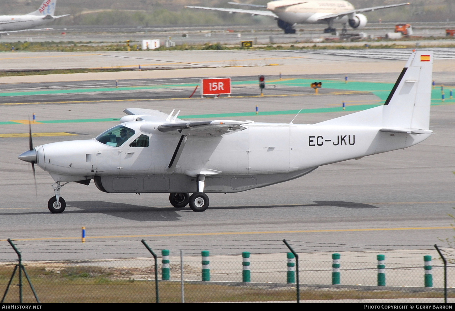 Aircraft Photo of EC-JKU | Cessna 208B Super Cargomaster | AirHistory.net #328623