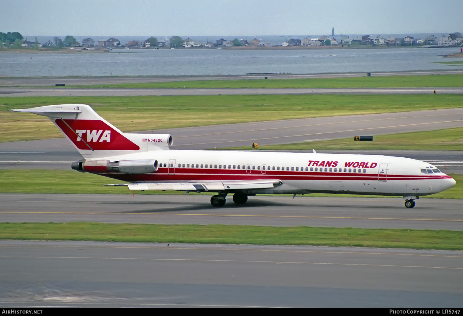 Aircraft Photo of N64320 | Boeing 727-231 | Trans World Airlines - TWA | AirHistory.net #328627