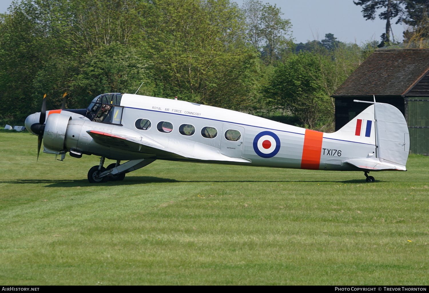 Aircraft Photo of G-AHKX / TX176 | Avro 652A Anson C19/2 | UK - Air Force | AirHistory.net #328742