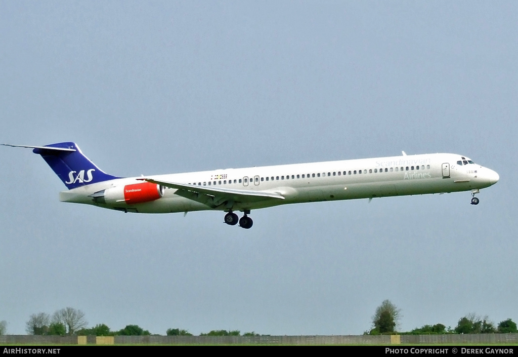 Aircraft Photo of SE-DIK | McDonnell Douglas MD-82 (DC-9-82) | Scandinavian Airlines - SAS | AirHistory.net #328748
