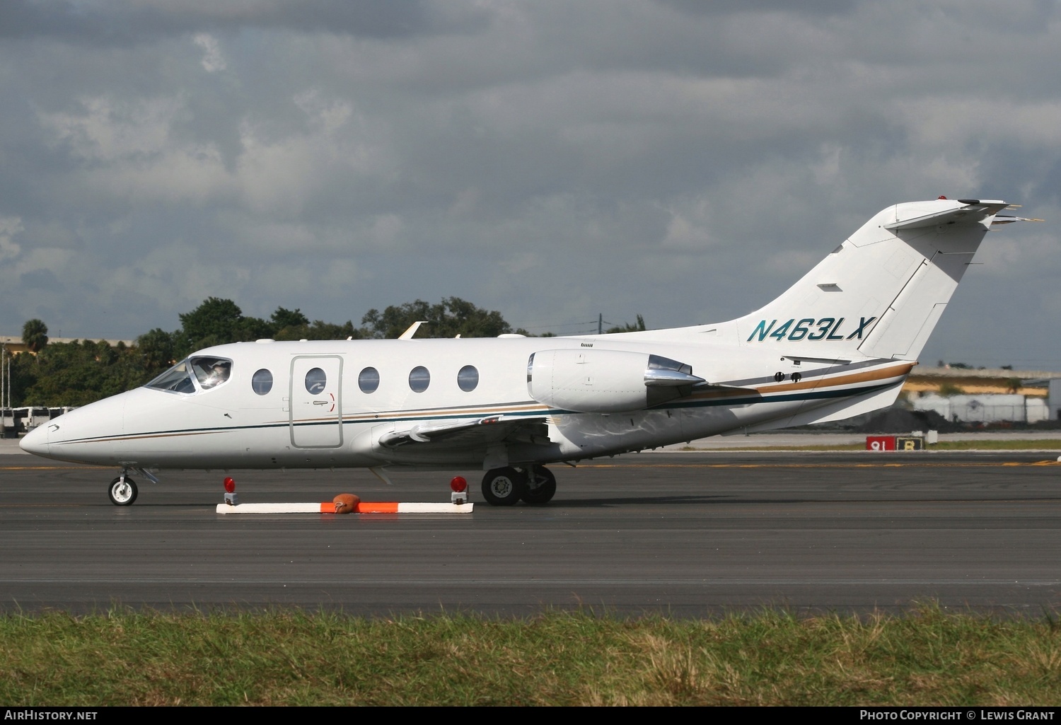 Aircraft Photo of N463LX | Raytheon Hawker 400XP | AirHistory.net #328969