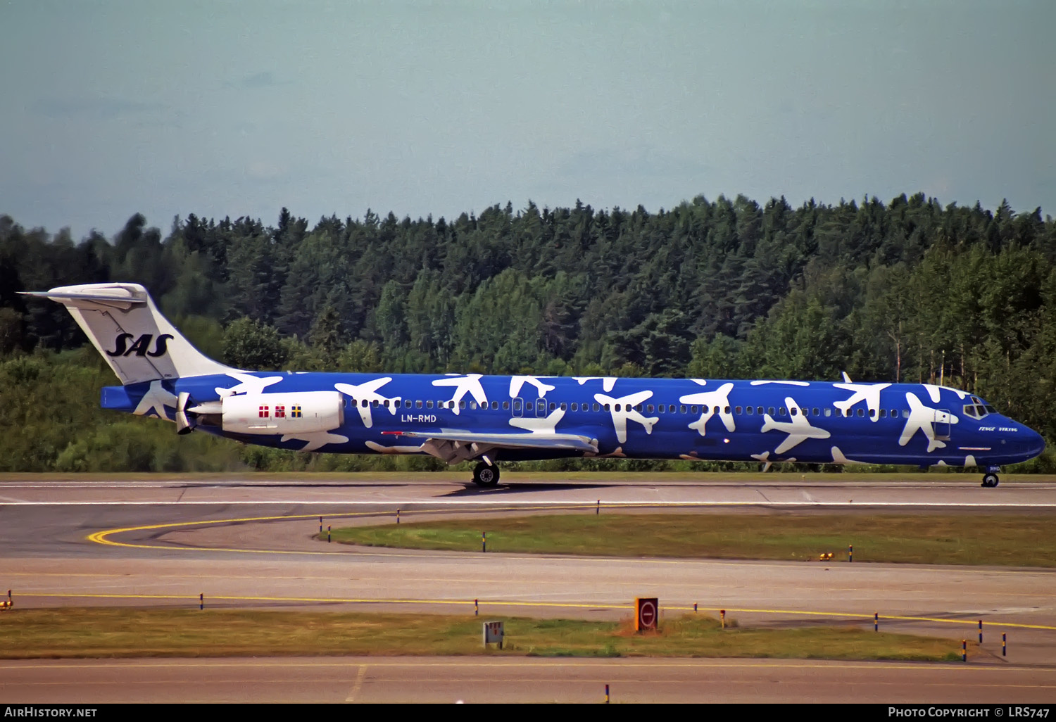 Aircraft Photo of LN-RMD | McDonnell Douglas MD-82 (DC-9-82) | Scandinavian Airlines - SAS | AirHistory.net #329007