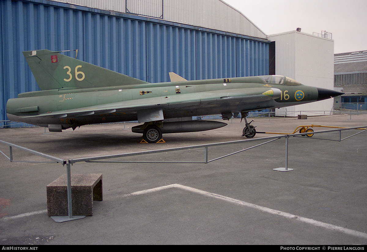 Aircraft Photo of 35069 | Saab J35A Draken | Sweden - Air Force | AirHistory.net #329297