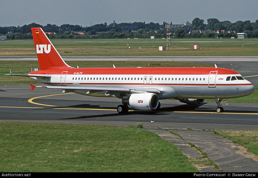 Aircraft Photo of D-ALTF | Airbus A320-214 | LTU - Lufttransport-Unternehmen | AirHistory.net #329406