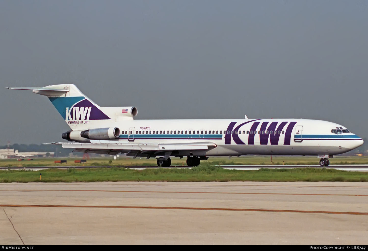 Aircraft Photo of N8880Z | Boeing 727-225/Adv | Kiwi International Airlines | AirHistory.net #329408