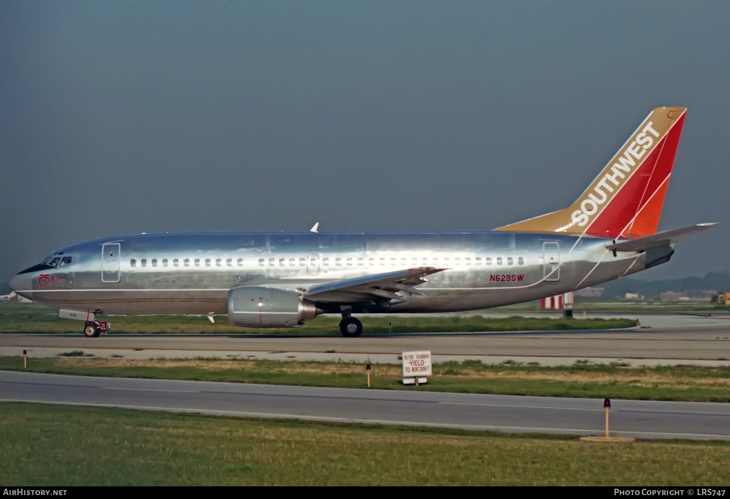 Aircraft Photo of N629SW | Boeing 737-3H4 | Southwest Airlines | AirHistory.net #329421