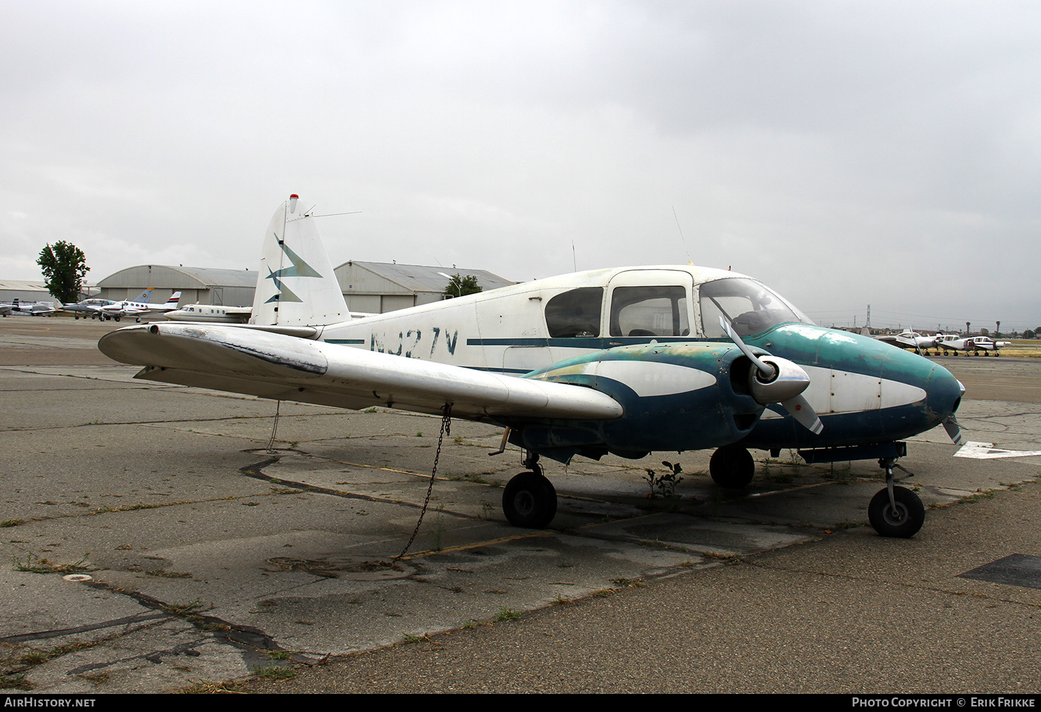 Aircraft Photo of N327V | Piper PA-23-160 Apache | AirHistory.net #329506