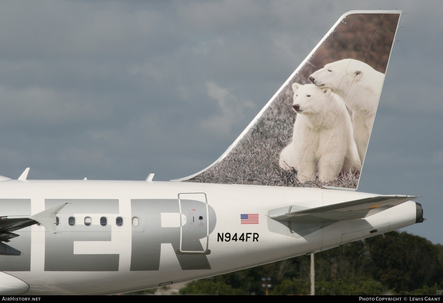 Aircraft Photo of N944FR | Airbus A319-111 | Frontier Airlines | AirHistory.net #329519