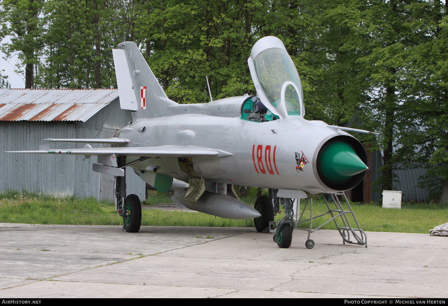 Aircraft Photo of 1801 | Mikoyan-Gurevich MiG-21PF | Poland - Air Force | AirHistory.net #329579