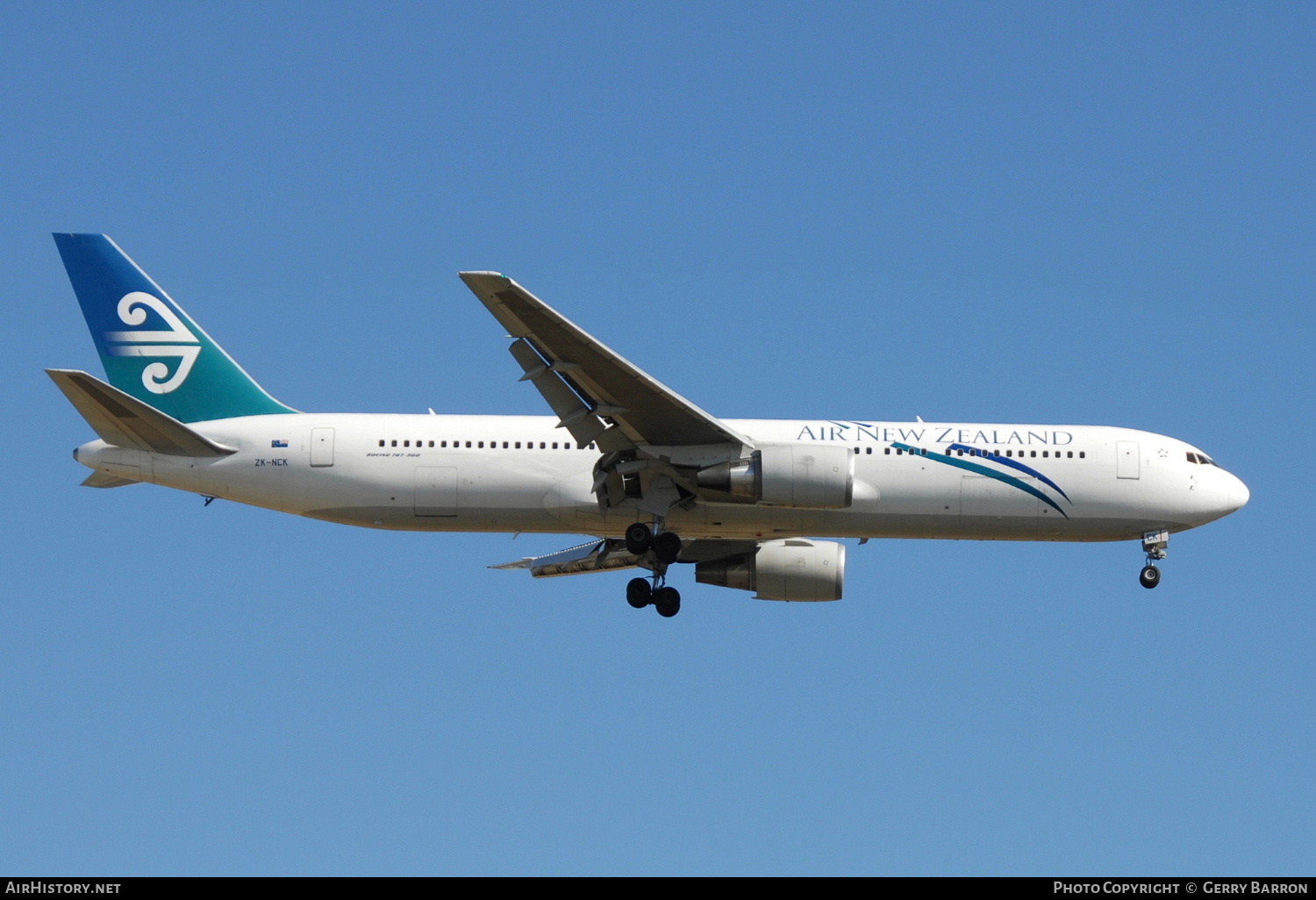 Aircraft Photo of ZK-NCK | Boeing 767-319/ER | Air New Zealand | AirHistory.net #329589