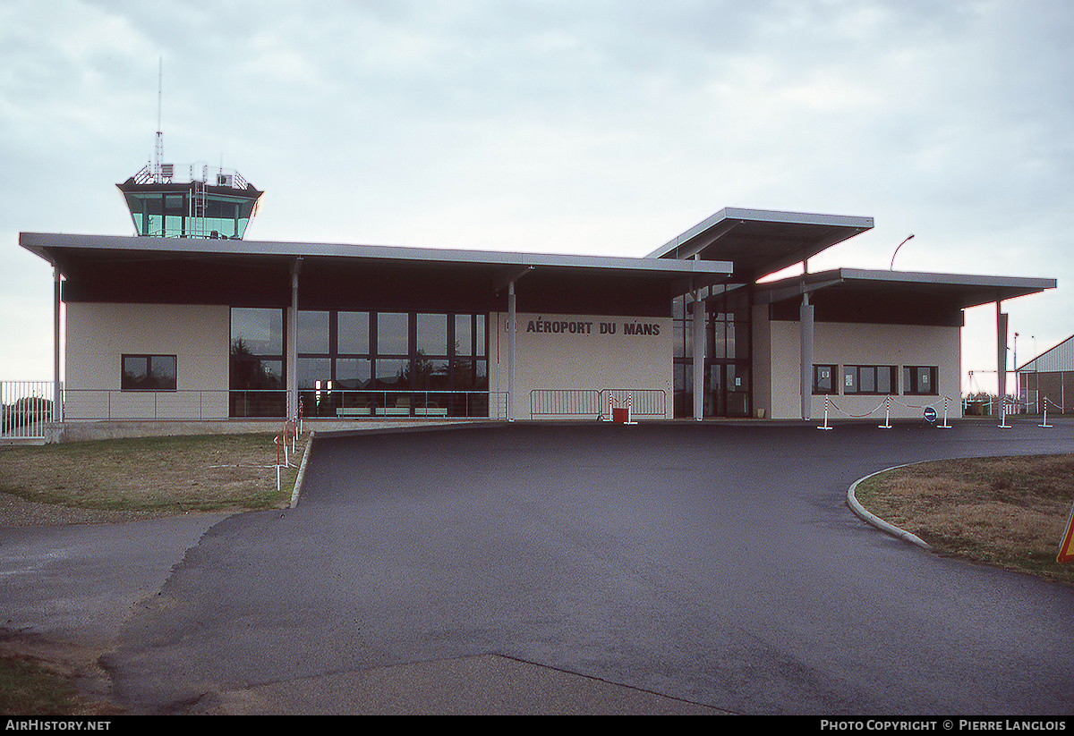 Airport photo of Le Mans - Arnage (LFRM / LME) in France | AirHistory.net #329607