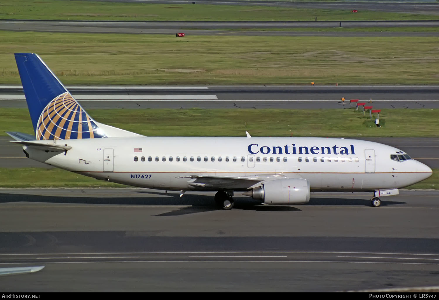 Aircraft Photo of N17627 | Boeing 737-524 | Continental Airlines | AirHistory.net #329682