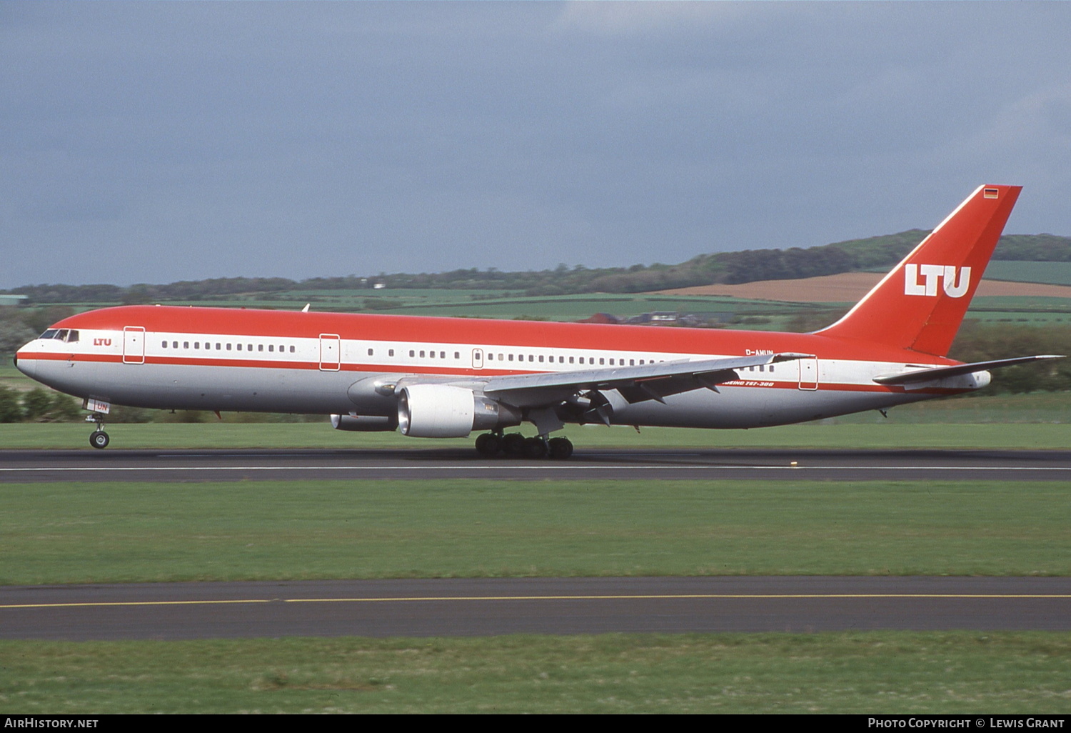 Aircraft Photo of D-AMUN | Boeing 767-3G5/ER | LTU - Lufttransport-Unternehmen | AirHistory.net #329717