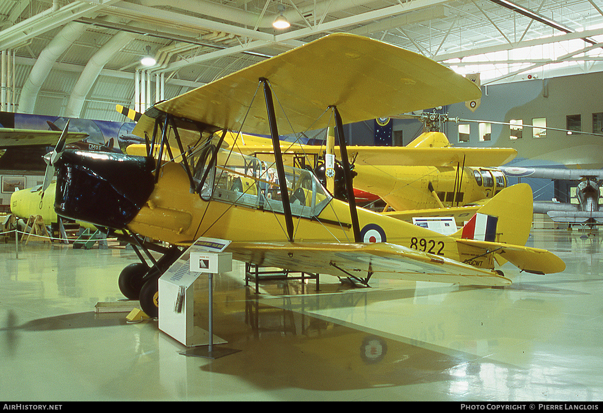 Aircraft Photo of C-GCWT / 8922 | De Havilland D.H. 82C Tiger Moth II | Canadian Warplane Heritage | Canada - Air Force | AirHistory.net #329773