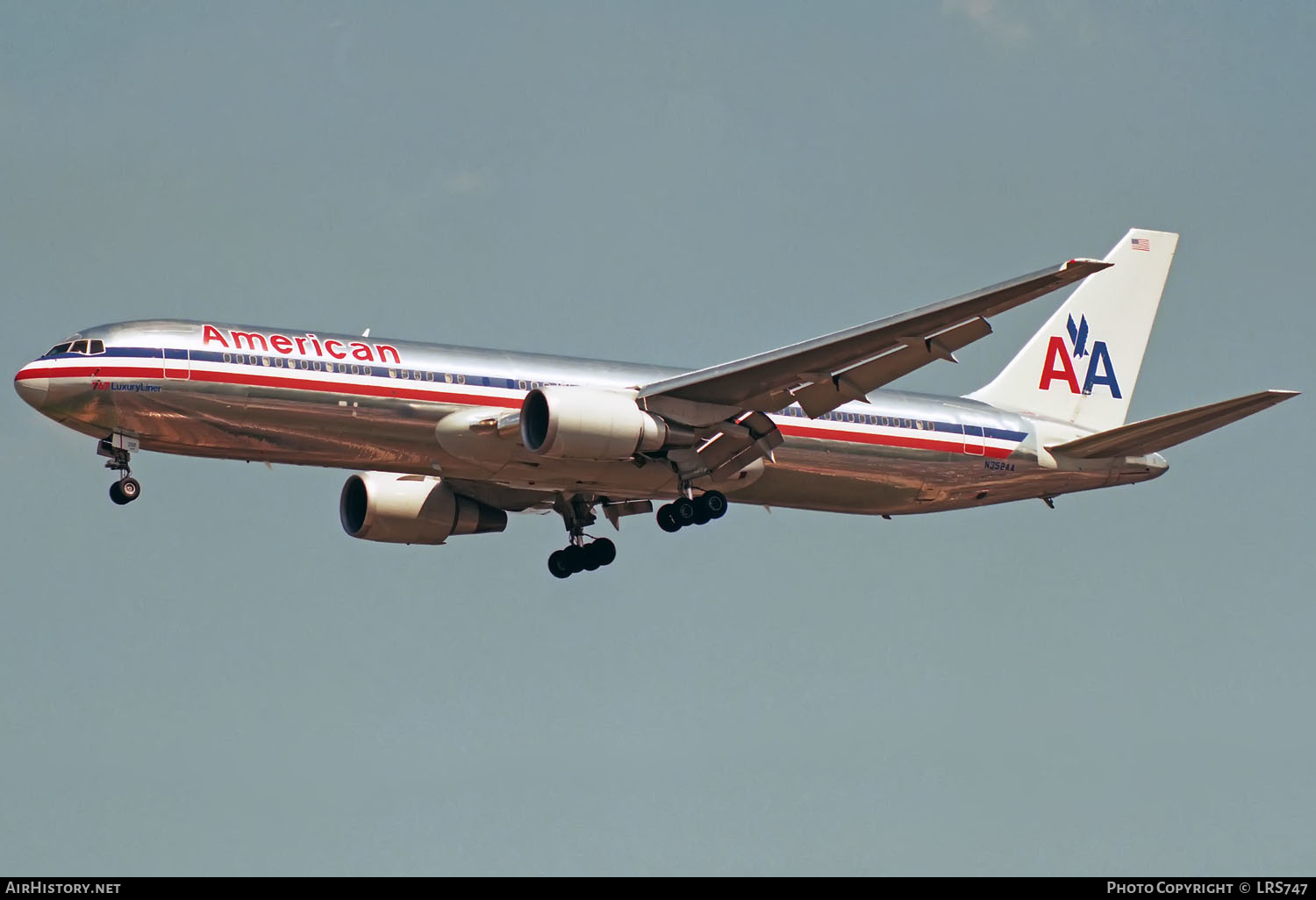 Aircraft Photo of N352AA | Boeing 767-323/ER | American Airlines | AirHistory.net #329802