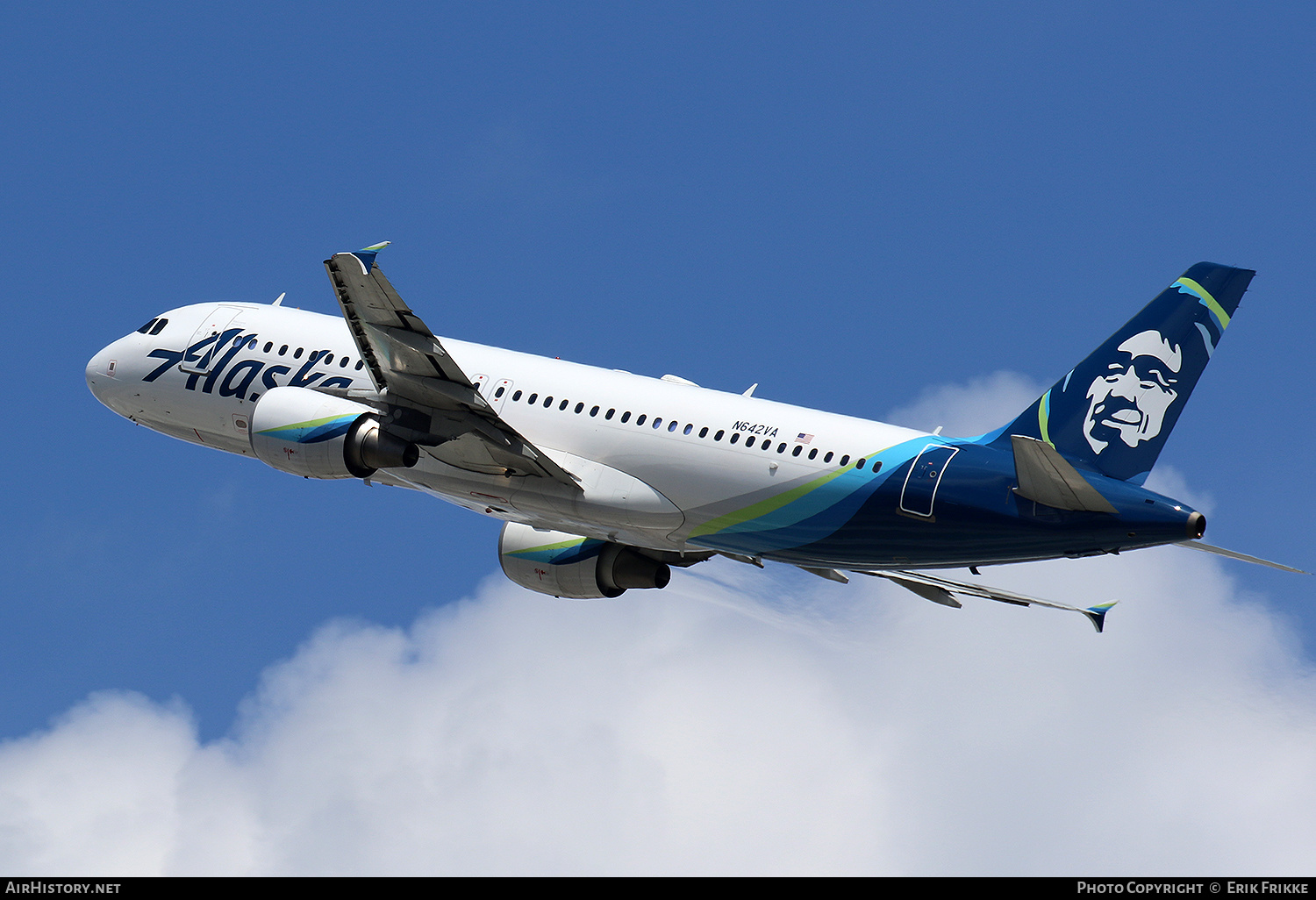 Aircraft Photo of N642VA | Airbus A320-214 | Alaska Airlines | AirHistory.net #329934