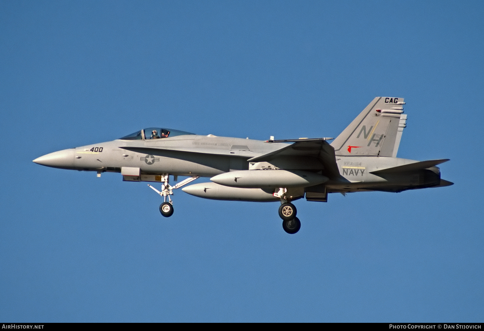 Aircraft Photo of 164042 | McDonnell Douglas F/A-18C Hornet | USA - Navy | AirHistory.net #329958