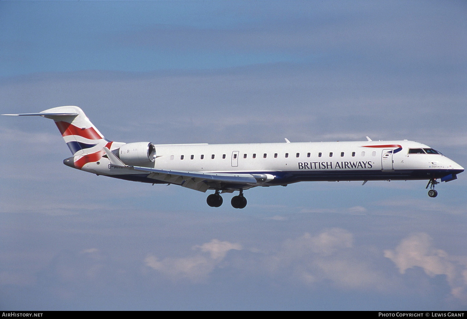 Aircraft Photo of G-MRSJ | Bombardier CRJ-701ER (CL-600-2C10) | British Airways | AirHistory.net #329985
