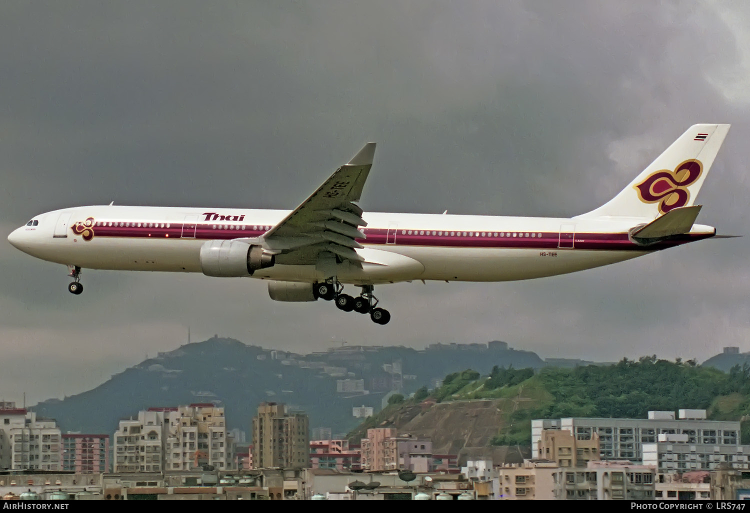 Aircraft Photo of HS-TEE | Airbus A330-321 | Thai Airways International | AirHistory.net #330016