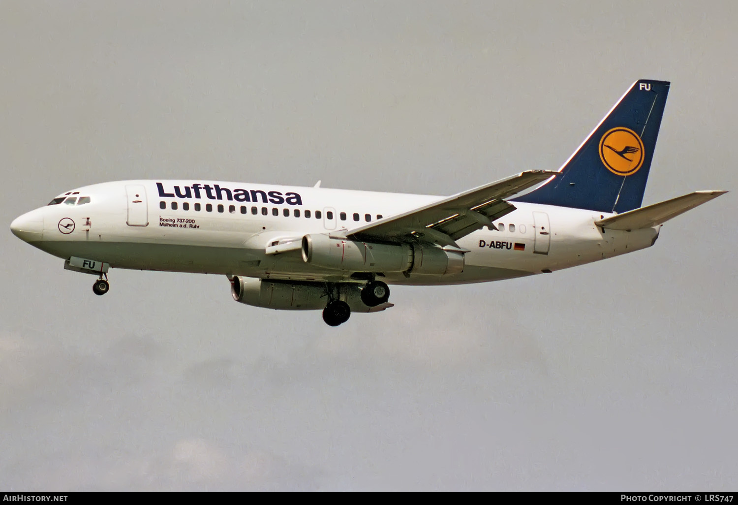 Aircraft Photo of D-ABFU | Boeing 737-230/Adv | Lufthansa | AirHistory.net #330025