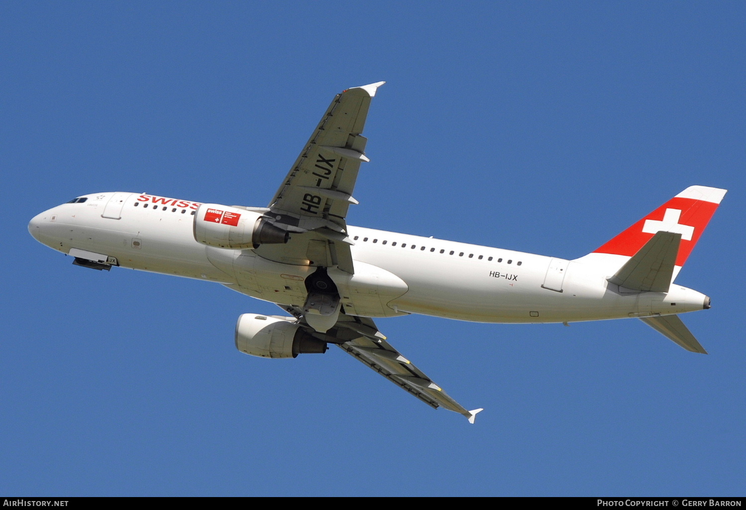 Aircraft Photo of HB-IJX | Airbus A320-214 | Swiss International Air Lines | AirHistory.net #330081